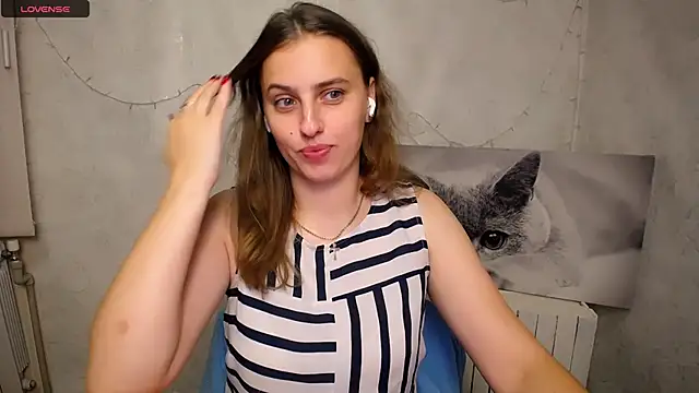 Snapshot of AmandaDimond_ chatting on July 12, 2026, 1:45 pm AmandaDimond online show from July 12, 2026, 1:45 pm