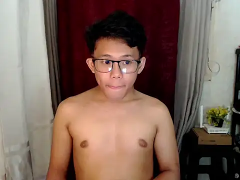 Snapshot of twink_asianbunny chatting on November 26, 2025, 4:40 pm twink asianbunny online show from November 26, 2025, 4:40 pm