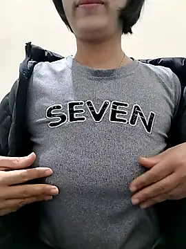 love sexy090 online show from January 5, 2026, 11:52 pm