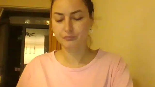 Snapshot of Anelii1 chatting on September 10, 2025, 8:08 pm Anelii1 online show from September 10, 2025, 8:08 pm