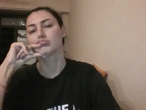 Snapshot of Anelii1 chatting on September 8, 2025, 10:20 pm Anelii1 online show from September 8, 2025, 10:20 pm