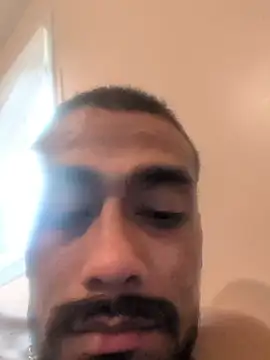 Cnutt310 online show from December 13, 2025, 11:22 pm