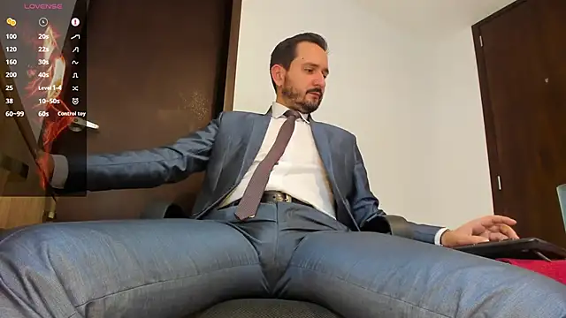 KarlBoss1 online show from September 19, 2025, 9:08 pm