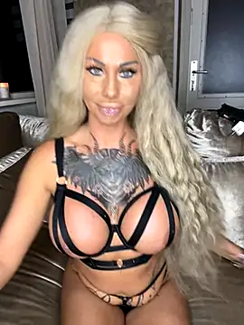 Snapshot of dutchbarbie chatting on September 24, 2025, 6:25 pm dutchbarbie online show from September 24, 2025, 6:25 pm