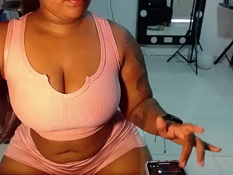 Snapshot of Sam_Blue chatting on February 16, 2026, 7:12 pm Sam Blue online show from February 16, 2026, 7:12 pm