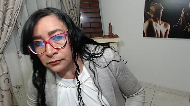 Grace mature milf online show from September 29, 2025, 10:11 am