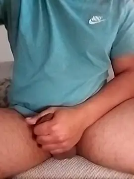 Snapshot of macareno32 chatting on December 4, 2025, 3:44 pm macareno32 online show from December 4, 2025, 3:44 pm