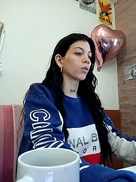 Paula Alameda online show from September 24, 2025, 3:51 pm