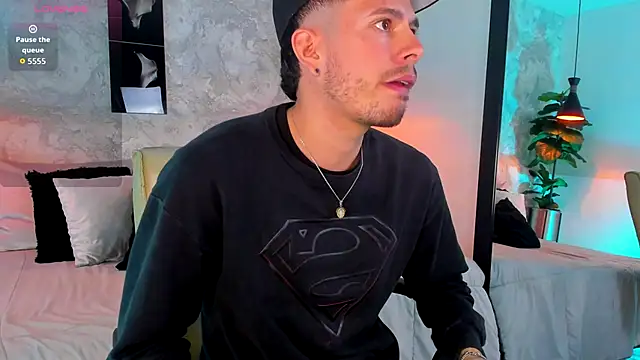 nils saint online show from December 1, 2025, 2:12 am