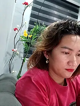 lustlushlady6 online show from November 28, 2025, 9:15 pm