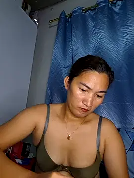 lustlushlady6 online show from October 5, 2025, 5:14 pm