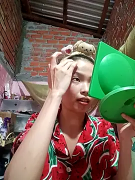 Snapshot of Sammy265 chatting on October 8, 2025, 12:28 pm Sammy265 online show from October 8, 2025, 12:28 pm