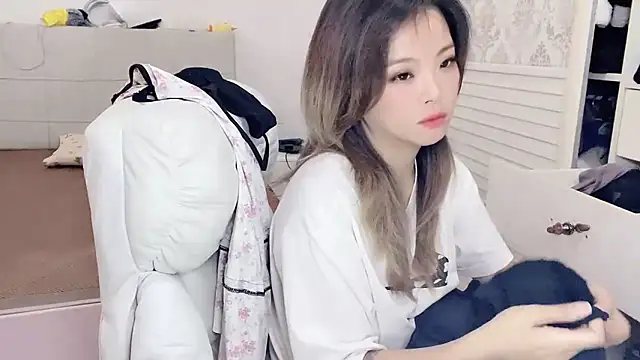 Holiland online show from October 6, 2025, 2:35 am