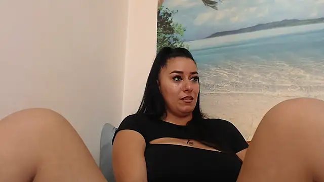 Maryem637048 online show from October 31, 2025, 12:46 pm