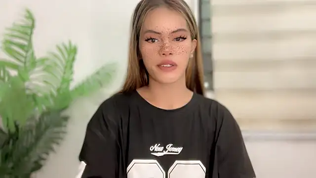 serpenthena goddess online show from October 27, 2025, 7:42 am