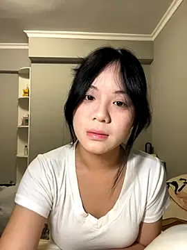 Snapshot of yiyi-888888 chatting on October 24, 2025, 3:44 pm yiyi-888888 online show from October 24, 2025, 3:44 pm