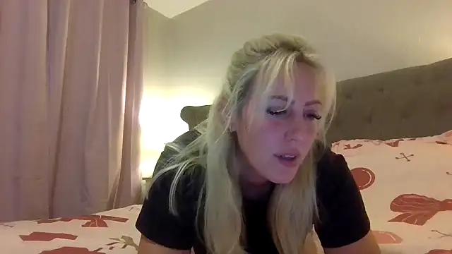 Snapshot of stormy_p chatting on September 14, 2025, 6:19 pm stormy p online show from September 14, 2025, 6:19 pm