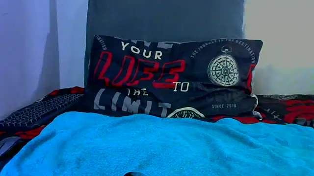 Snapshot of shy-lillyX22 chatting on October 18, 2025, 11:18 pm shy-lillyX22 online show from October 18, 2025, 11:18 pm