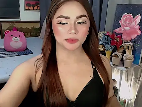 Candice cummer online show from November 11, 2025, 6:03 pm