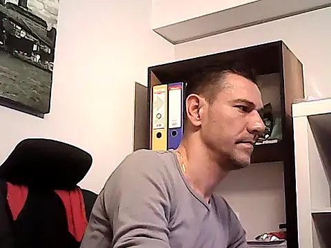 mastercharisma35 online show from April 8, 2026, 1:23 pm