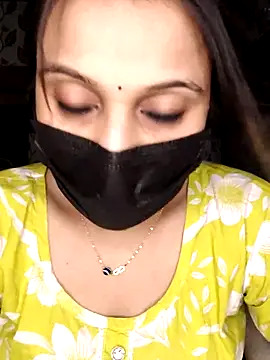 Horny Shalu online show from October 18, 2025, 7:38 pm