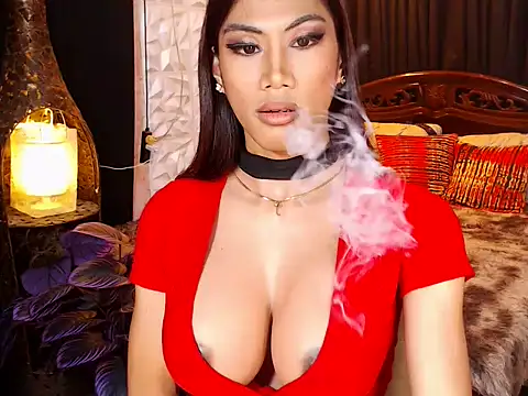 DAYANARAHFOX online show from April 23, 2026, 12:29 pm