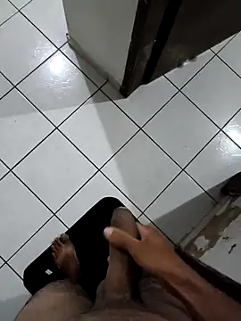 Morenotentad0R online show from September 12, 2025, 8:30 pm