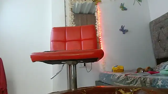 Snapshot of Meriilyn_Monroe724 chatting on November 18, 2025, 3:48 pm Meriilyn Monroe724 online show from November 18, 2025, 3:48 pm