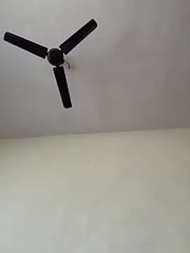 shreyas79 online show from December 22, 2025, 10:04 am