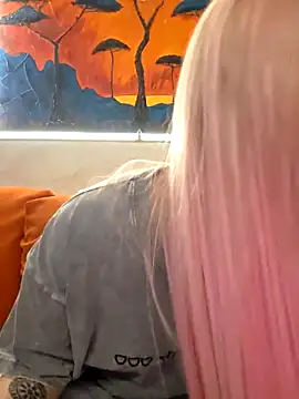 KateMonroe online show from April 8, 2026, 9:49 pm