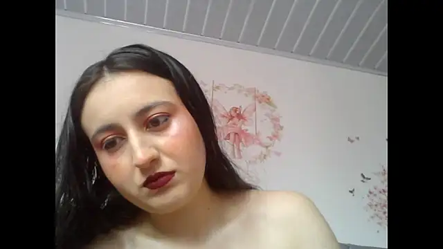MillyDulce  online show from October 20, 2025, 7:25 pm