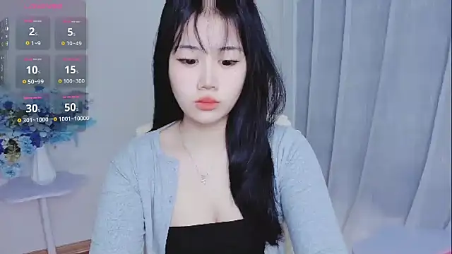 -Rose-Lucky- online show from October 14, 2025, 1:17 am