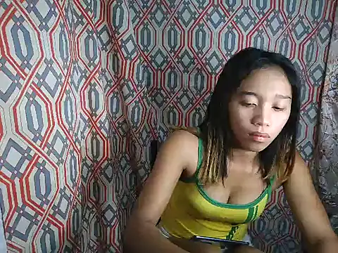 Virgen christine01 online show from October 13, 2025, 2:57 am