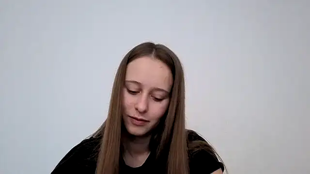 Snapshot of Kisacka chatting on October 26, 2025, 12:27 pm Kisacka online show from October 26, 2025, 12:27 pm