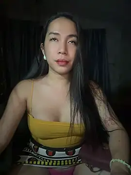 NicoleRoseTS online show from April 14, 2026, 3:28 pm