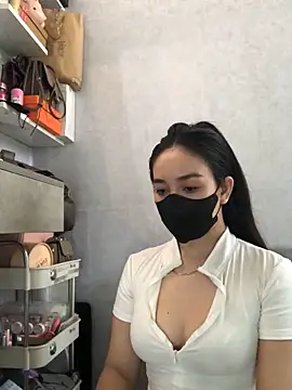hanny baby205 online show from September 15, 2025, 1:22 pm