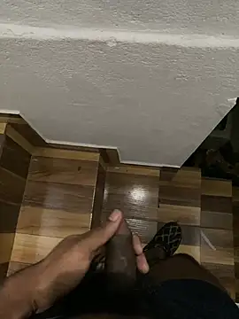 Preto Diamamte online show from April 18, 2026, 3:09 am