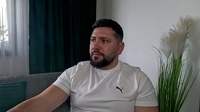 Gold Alpha Boy online show from April 15, 2026, 1:15 pm