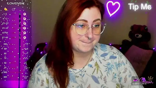 Alicia love00 online show from April 16, 2026, 11:22 am