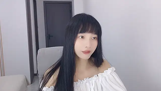 Snapshot of Lisa-3333 chatting on September 21, 2025, 2:22 pm Lisa-3333 online show from September 21, 2025, 2:22 pm