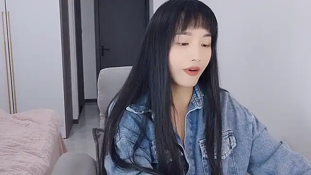 Lisa-3333 online show from January 10, 2026, 1:50 pm