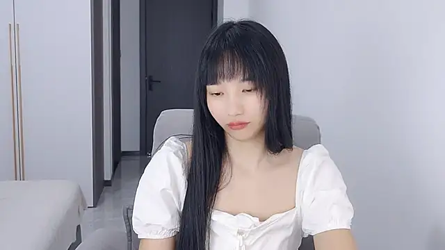 Snapshot of Lisa-3333 chatting on September 24, 2025, 2:01 pm Lisa-3333 online show from September 24, 2025, 2:01 pm