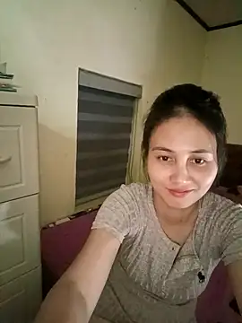 Snapshot of Jun-Mzzz chatting on November 6, 2025, 4:33 pm Jun-Mzzz online show from November 6, 2025, 4:33 pm