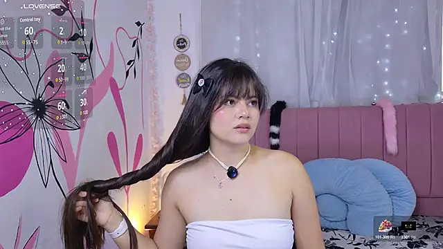 sukilove18 online show from May 19, 2026, 10:28 pm