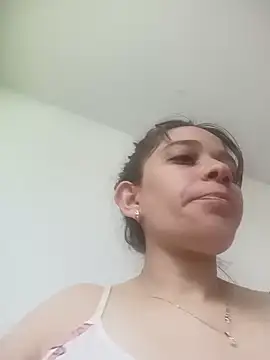 Isabella5 Brown  online show from October 19, 2025, 5:59 pm