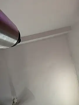 Snapshot of luv_johrrra chatting on October 16, 2025, 6:49 pm luv johrrra online show from October 16, 2025, 6:49 pm