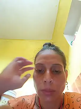 ISHANI-SINGH online show from July 14, 2026, 2:05 am