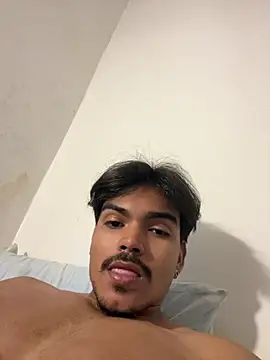 pretoboom14 online show from March 29, 2026, 8:43 pm