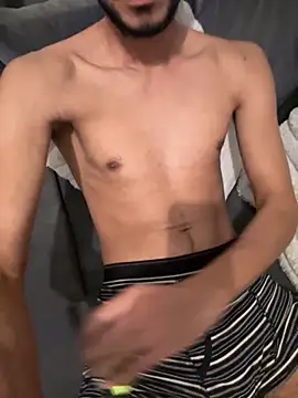 Snapshot of saki101 chatting on October 11, 2025, 12:44 am saki101 online show from October 11, 2025, 12:44 am