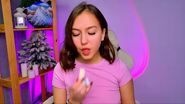 CindySparkl online show from January 12, 2026, 4:52 am